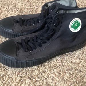Men’s PF Flyers size 12.5
